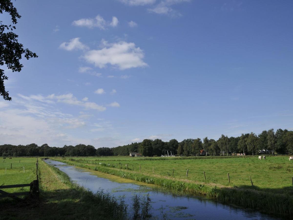 Beautiful Holiday Home In Heeten With Private Garden Eksteriør billede